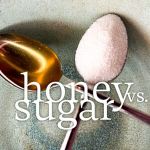 یک قاشق عسل معادل چقدر شکر است؟ 🍯➡️🍬