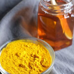 خواص عسل زردچوبه برای صورت